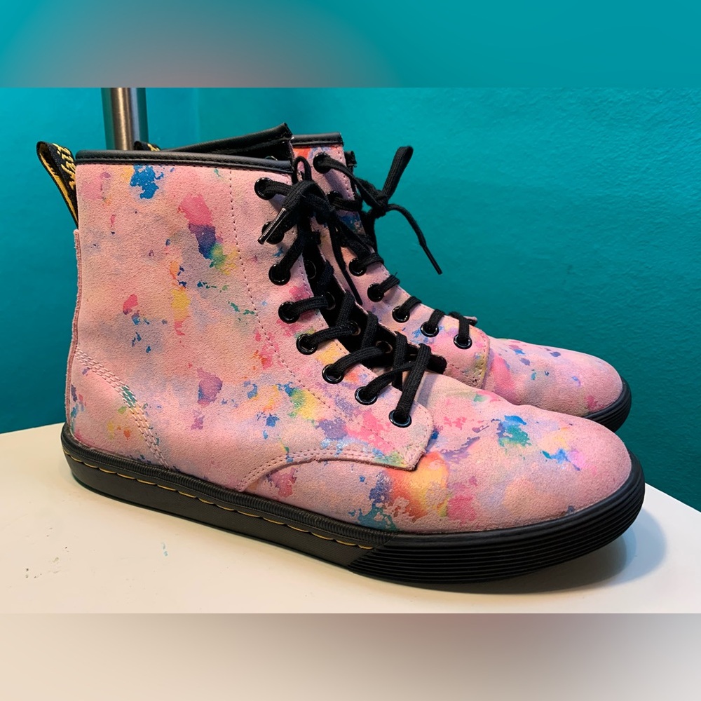 Dr. Martens Sheridan Women’s Pink Confetti Suede Casual Boots 9